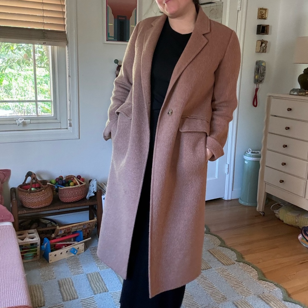 Vince Classic Wool-Blend Straight Coat In blush/tan  With Notch Lapel